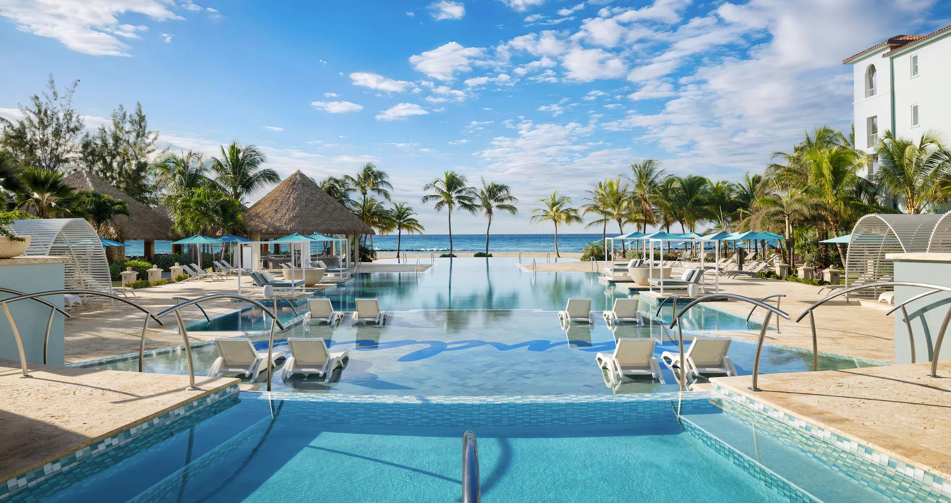 Outdoor soaking tub at Sandals Royal Barbados